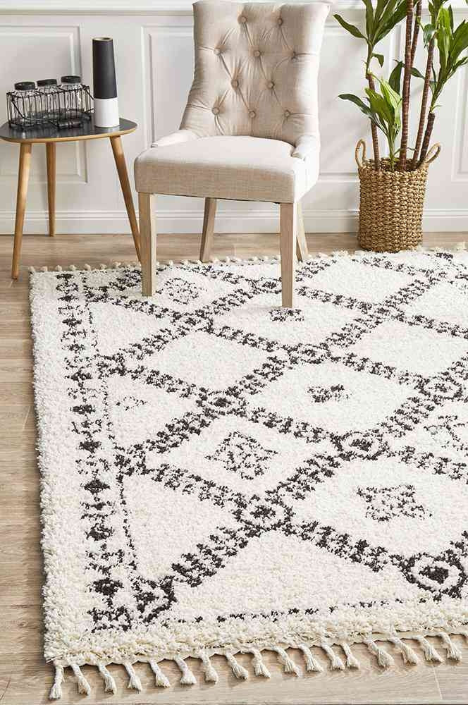 Saffron 33 White by Rug Culture - 230X160CM - RECTANGLE-0