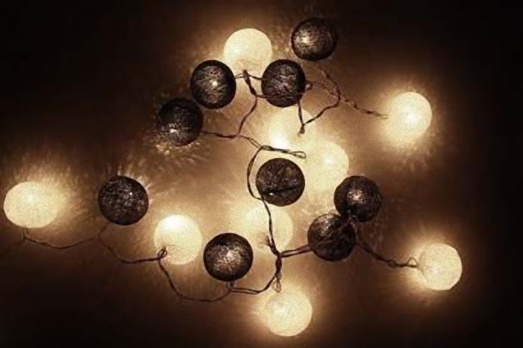 1 Set of 20 LED Black White 5cm Cotton Ball Battery Powered String Lights Xmas Gift Home Wedding Party Bedroom Decoration Outdoor Indoor Table Centrepiece-2