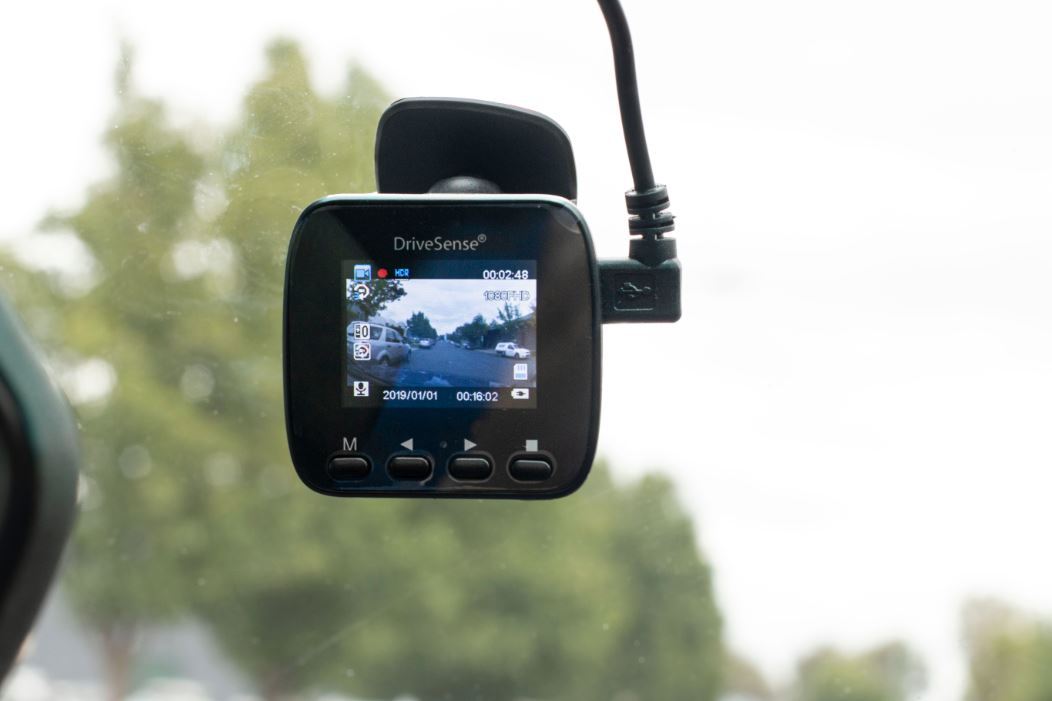 DriveSense Spotter Dash Cam-6