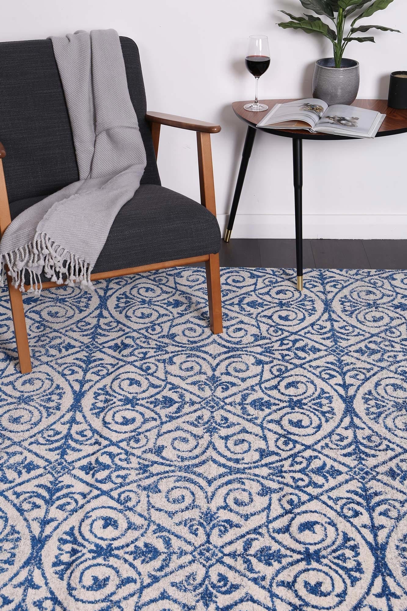 delicate-katherine-blue-ivory-rug 160x230-1