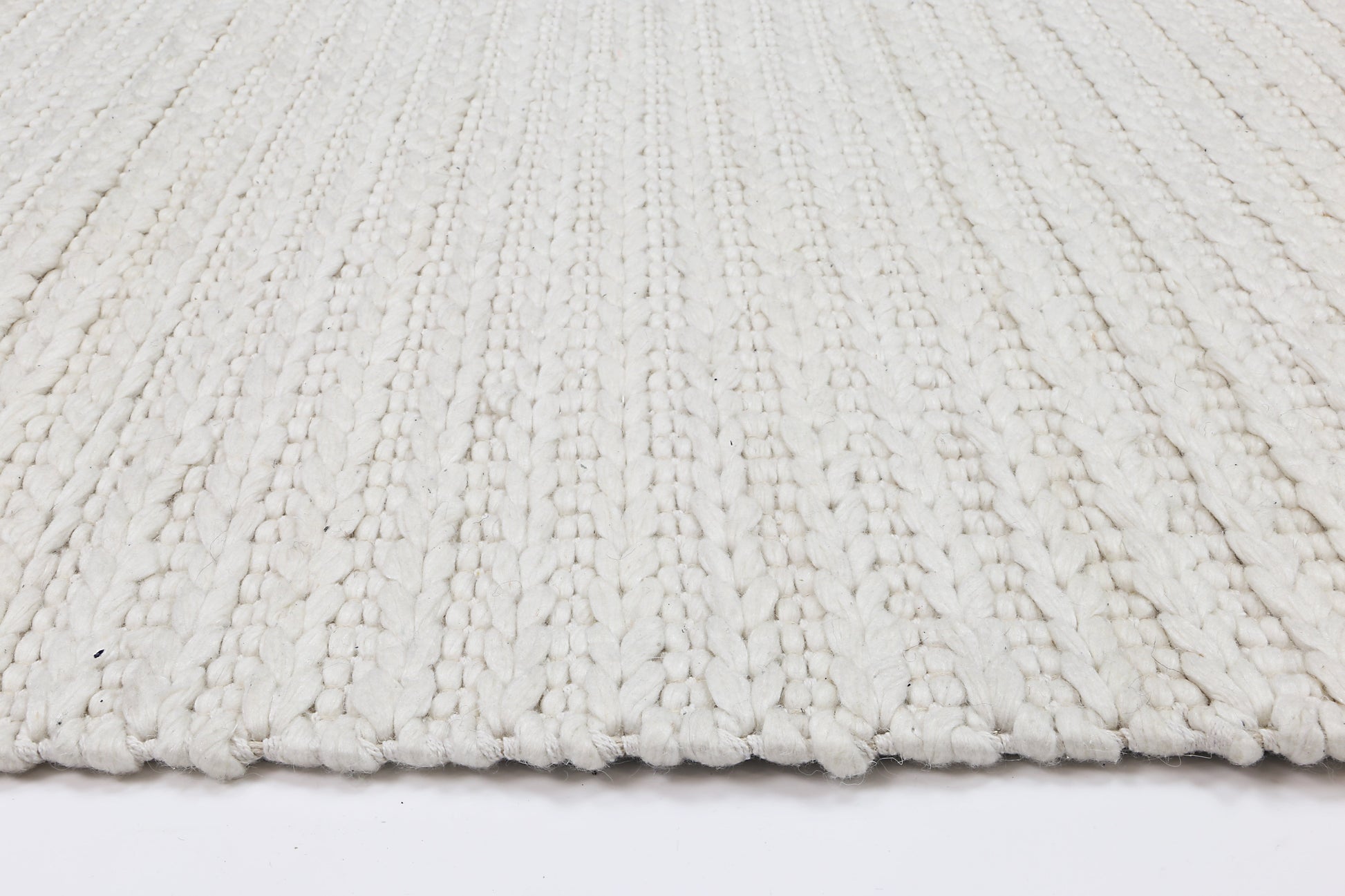 Harlow Cue White Wool Blend Rug 160x230-2